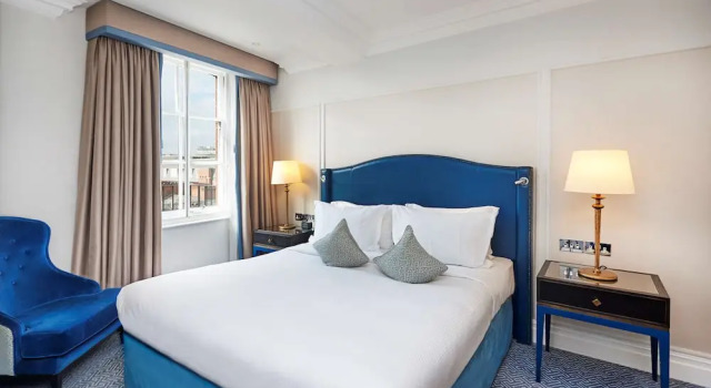 Двухместный полулюкс The Waldorf Hilton