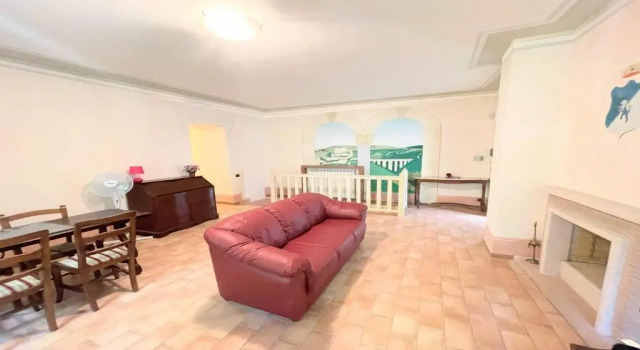 Spoleto Detached Villa Centrally Located - car Unnecessary - Wifi - Sleeps 10, Varaa Villa Spoleto Umbria