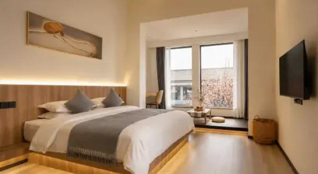 Двухместный люкс с 2 комнатами с панорамным видом Floral Lux Hotel·Yixing Yuyang Huaiyu Homestay