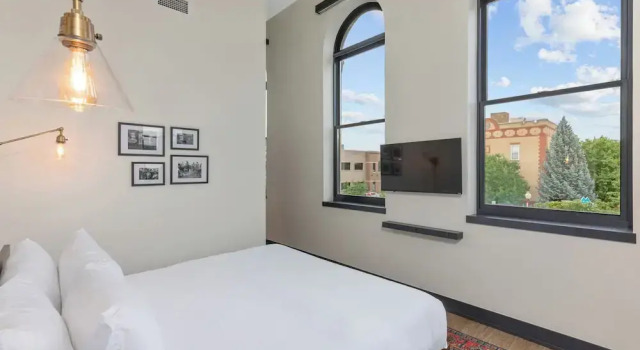 Номер Premium The Rathbone Hotel