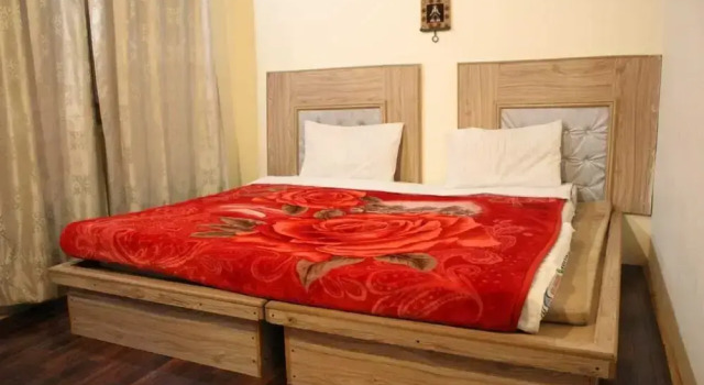 Baltit Heritage Inn, Rezervovat Hotel Altit Pákistán