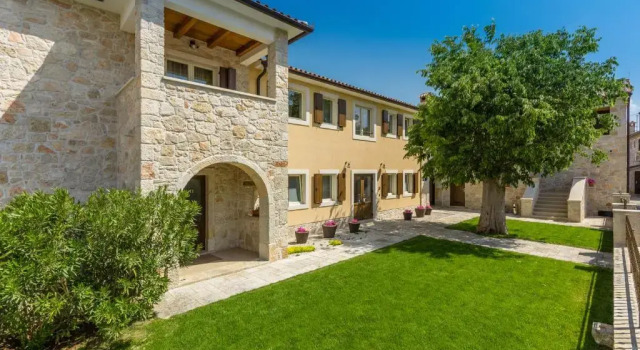 Bed & Breakfast Daniela, Rezerwuj Hotel Hotele w Poreč Riviera z basenem, Basen