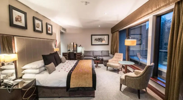 Люкс Executive с балконом Parklands Hotel & Country Club