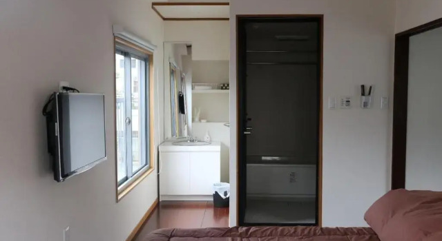 Izu 4 sea ocean reinforced con Double bed + single bed shared bathroom