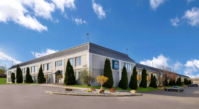 Quality Inn and Suites Fairgrounds - Syracuse, 预订 酒店 利物浦 Finger Lakes