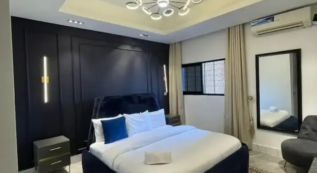 Семейные апартаменты с балконом Sujimoto Residences Precious