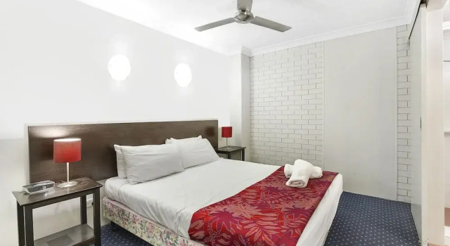 Апартаменты Standard c 1 комнатой с балконом Broadbeach Travel Inn Apartments