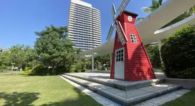 Hotel Clouds, Boek Hotel Wanning Hainan