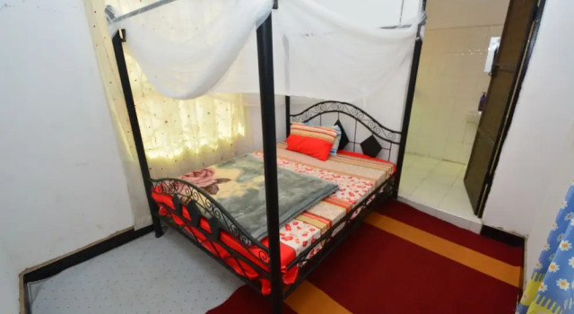 Economy huone Lionsgate Hostel