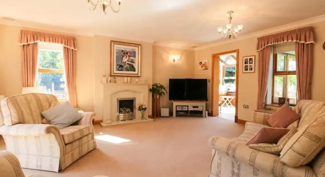 Henry house, Varaa Hotelli Walsall West Midlands