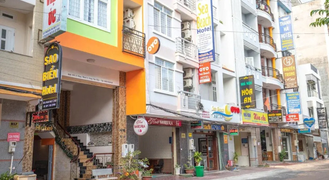 Sao Bien Hotel, Забронировать Отель Отели Вунгтау с парковкой, рядом с Статуя Иисуса Христа, Парковка