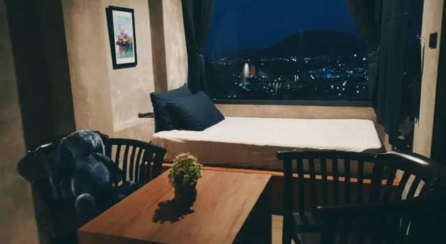 Sunrise Phuket Homestay, Забронировать Отель Пхукет Таун остров Пхукет, рядом с Храм Джуи Туи