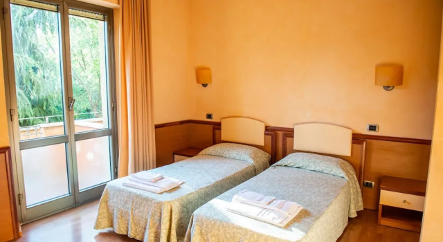 Settecolli Sport Hostel - Double Room 109, Rezervovat Hostel  