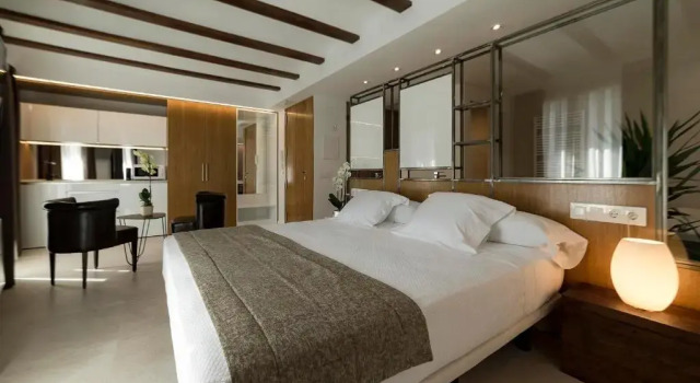 Апартаменты Vinatea Suites con jacuzzi privado en el centro de Morella