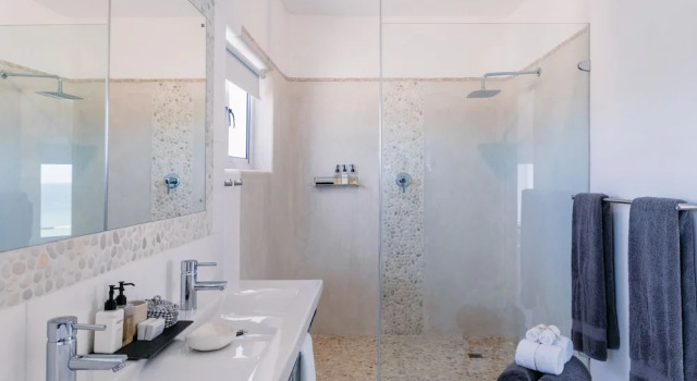 Luxus Doppel Suite mit Balkon und mit Meerblick Santorini Mozambique