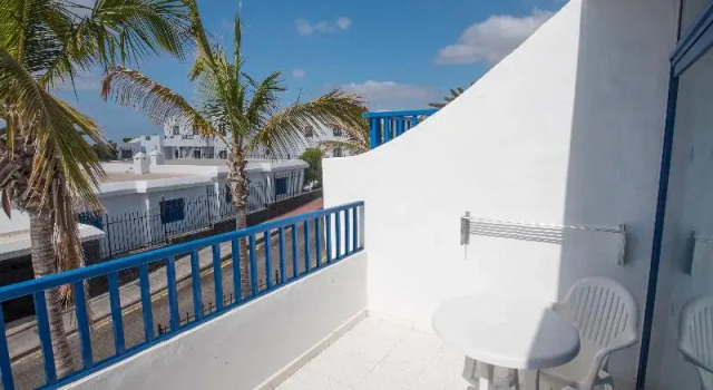 Апартаменты с балконом и с видом на море Apartamentos Jable Bermudas