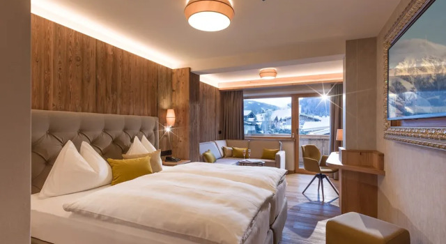 Двухместный номер Comfort c 1 комнатой с балконом Hotel Zentral ****superior