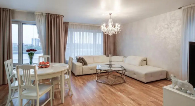 Pallasti Luxury Apartment, Boek Appartement Lasnamae 