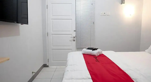Номер Standard ZEN Rooms Puri Indah Syariah