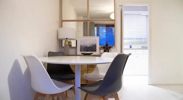 1 Bedroom Battersea Flat, Varaa Huoneisto Asunnot kohteessa Merseyside, Huoneisto