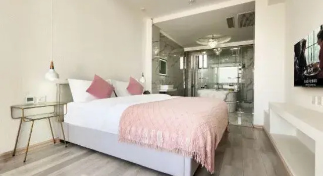 Люкс Deluxe Da'liCompanionseaoneBedlnn