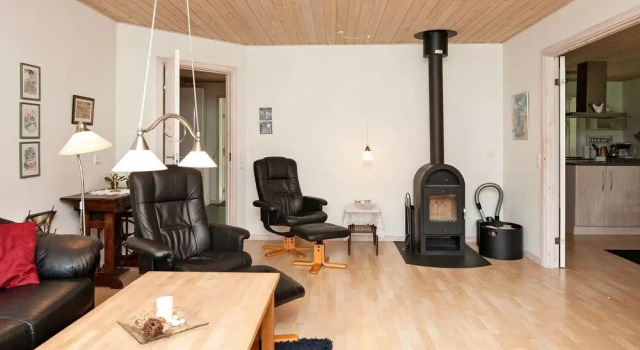 Spacious Holiday Home in Toftlund With Whirlpool, Book Hotel Arrild Sønderjylland