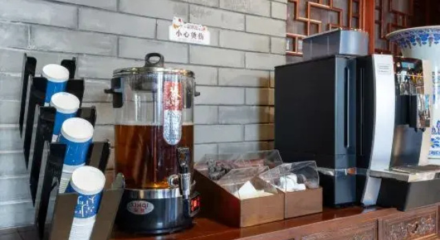 Tangfu Chinese Culture Hotel (Beijing Wangfujing Traditional Chinese Medicine Hospital), Забронировать Отель Пекин район Пекина, рядом с Торговый комплекс Oriental Plaza