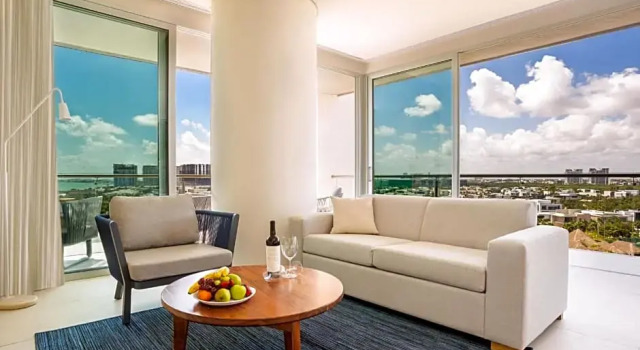 Двухместный Suite Preferred Club Corner с видом на океан Hyatt Vivid Cancun