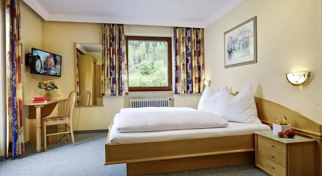 Hotel Garni Bergwelt, Забронировать Отель Отели Тироля 3 звезды, 3*
