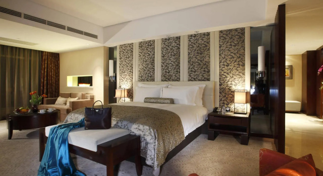 Ningbo Nanyuan Universe Deluxe Hotel