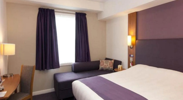 Premier Inn London Twickenham East, Varaa Hotelli 3 tähden hotellit kohteessa Merseyside, 3*