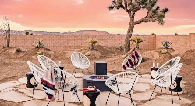 Коттедж Flora by Avantstay Modern & Private Desert Oasis on Large Grounds w/ Pool & Bocce Ball!
