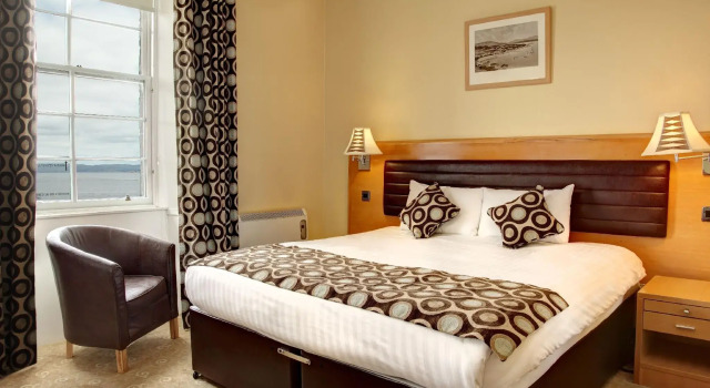 Номер Premier Argyll Hotel
