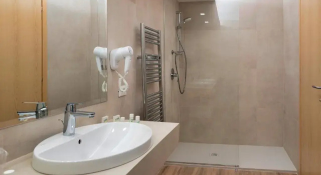 Номер Economy Arathena Rocks Hotel