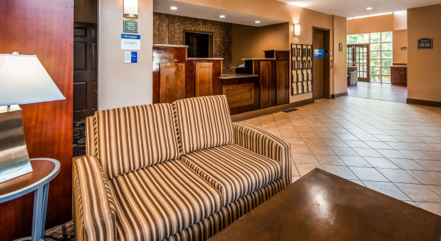 Best Western Plus The Inn & Suites At The Falls, Boek Hotel Poughkeepsie Hudson Valley