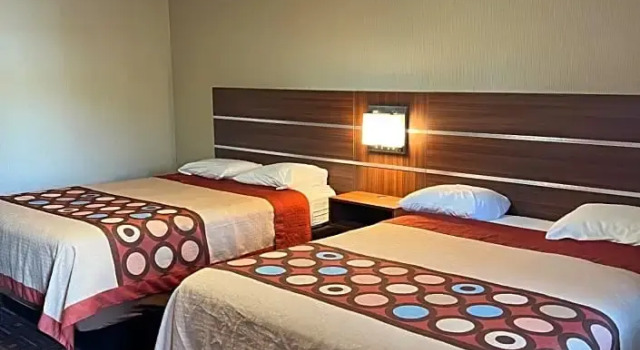 Номер Deluxe American Inn