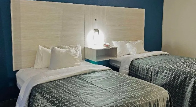 Шестиместный номер Standard Quality Inn & Suites McDonough South I-75