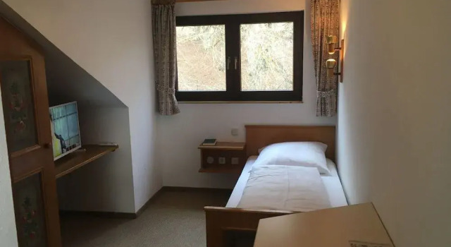 Landhotel Gasthof am Berg, Réserver Hôtel Dornstadt Bade-Wurtemberg