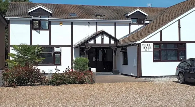 Middle House B And B