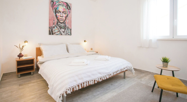 Apartment Tatjana, Varaa Huoneisto Hotellit Split-Dalmatia pysäköinnillä, Pysäköinti