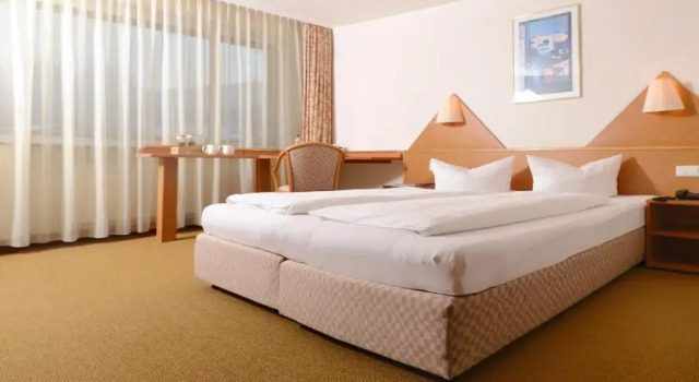 Двухместный номер Standard с балконом Hotel Bayerisch Meran