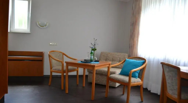 Aparthotel Sprendlingen, Забронировать Апарт-отель Шпрендлинген земля Гессен