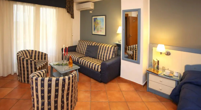 Четырёхместный номер Standard Albergo Del Pino