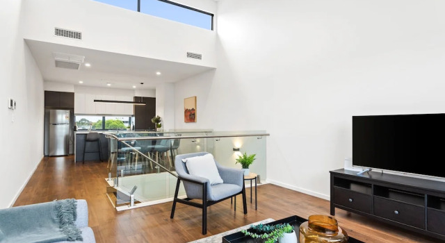 Коттедж Little Grenfell Apartments by Urban Rest
