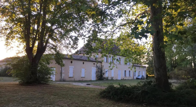 La Sabatière, Đặt Khách sạn Bergerac Red Perigord