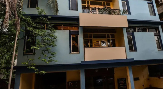 OYO 4221 Uttam Guest House, Забронировать Гостевой дом Отели Гувахати с парковкой, рядом с Assam State Museum, Парковка