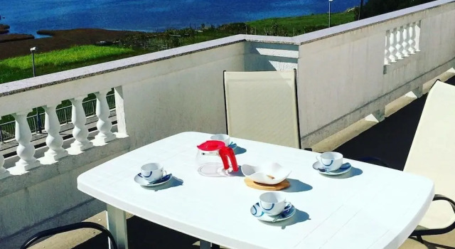 Апартаменты Comfort с балконом и с видом на море Rooms Viskic