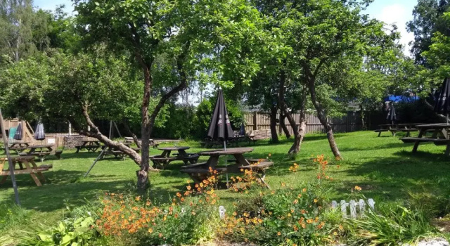 Llanerch Inn