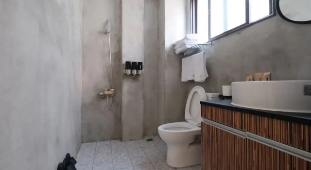Номер Standard с красивым видом из окна Journey Hostel