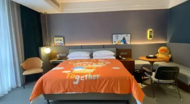 Семейный тент Tianlongwan Yiyue Hotel（Nanning Guangxi University Branch）